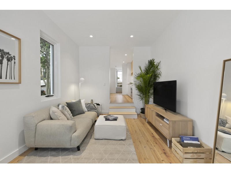 290 Edgecliff Road, Woollahra NSW 2025