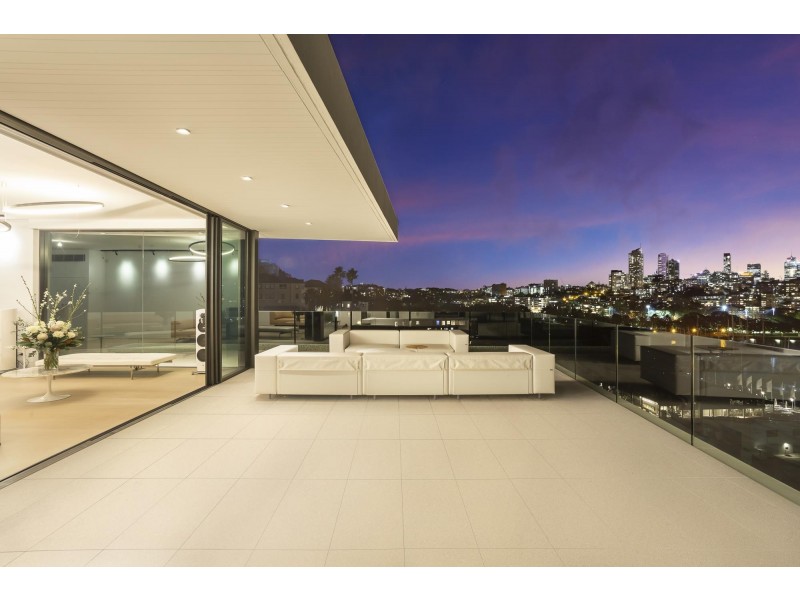 1/7 Loftus Road, Darling Point NSW 2027