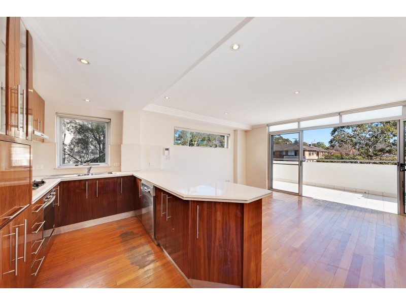 18/30 Penkivil Street, Bondi NSW 2026