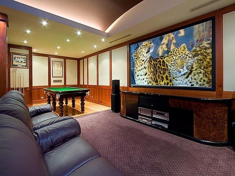 1 The Tor Walk, Castlecrag NSW 2068