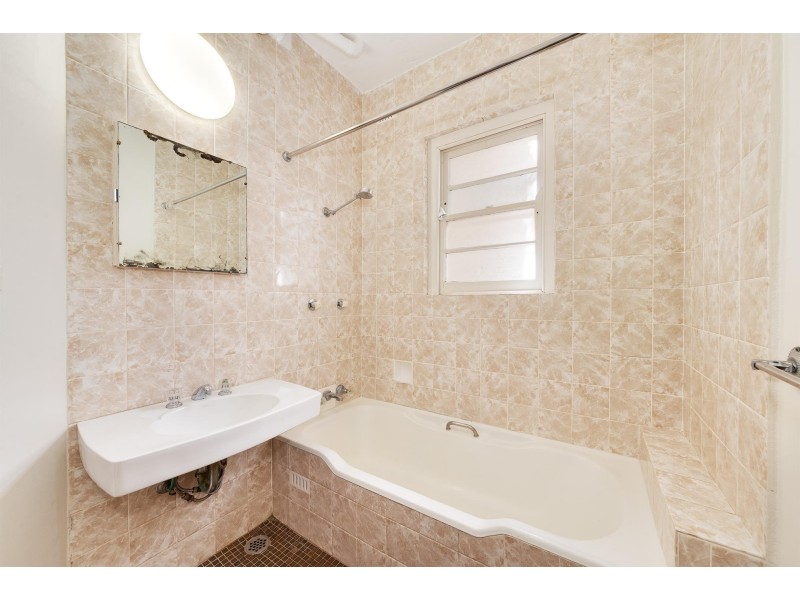 8/13 Gladswood Gardens, Double Bay NSW 2028