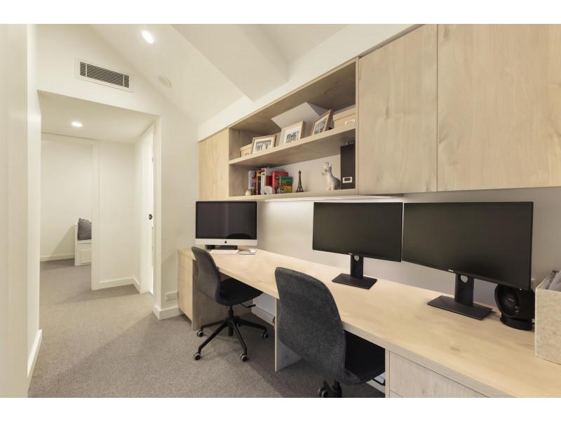 511/6E Cowper Wharf Roadway, Woolloomooloo NSW 2011