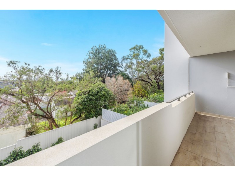 206/320 Taren Point Road, Caringbah NSW 2229