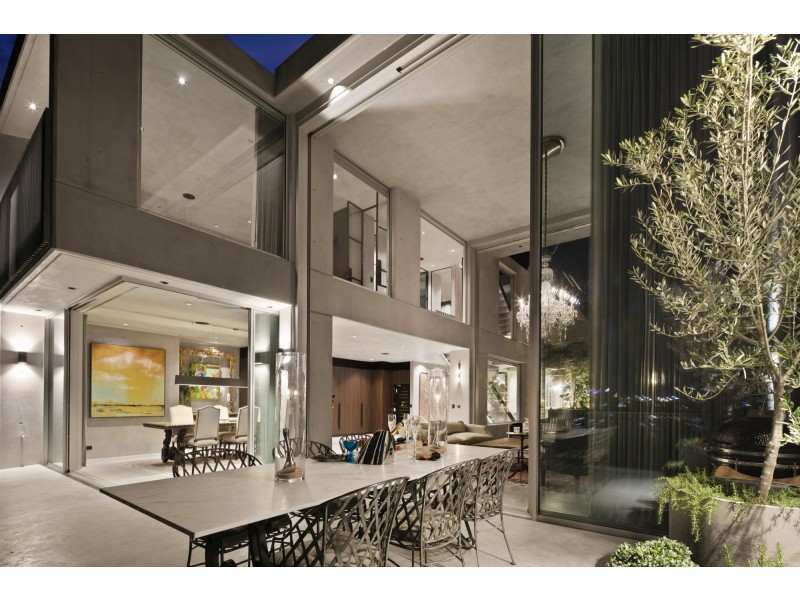 24 Pearson Street, Balmain East NSW 2041