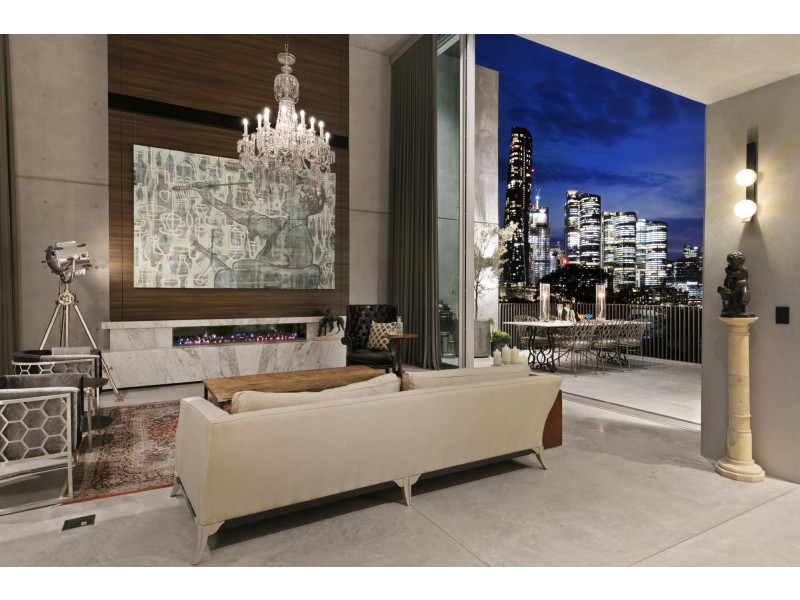 24 Pearson Street, Balmain East NSW 2041