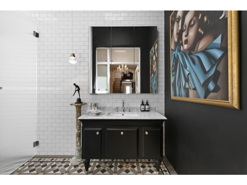 24 Pearson Street, Balmain East NSW 2041