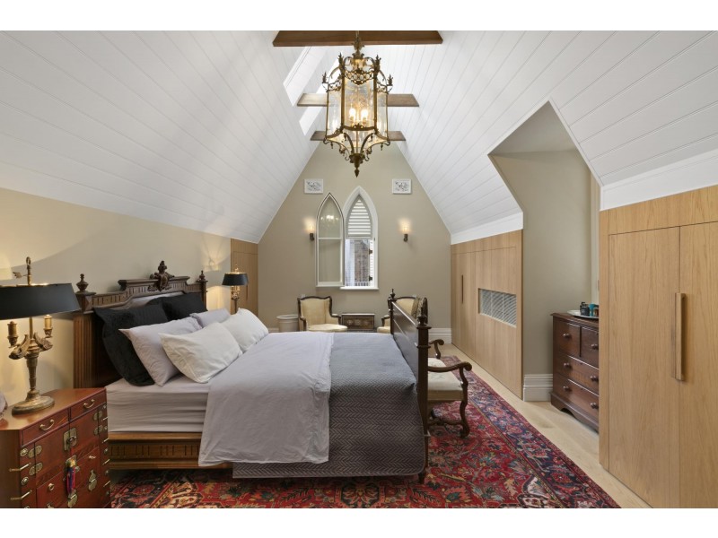 24 Pearson Street, Balmain East NSW 2041