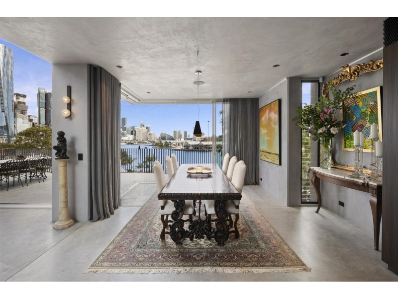 24 Pearson Street, Balmain East NSW 2041