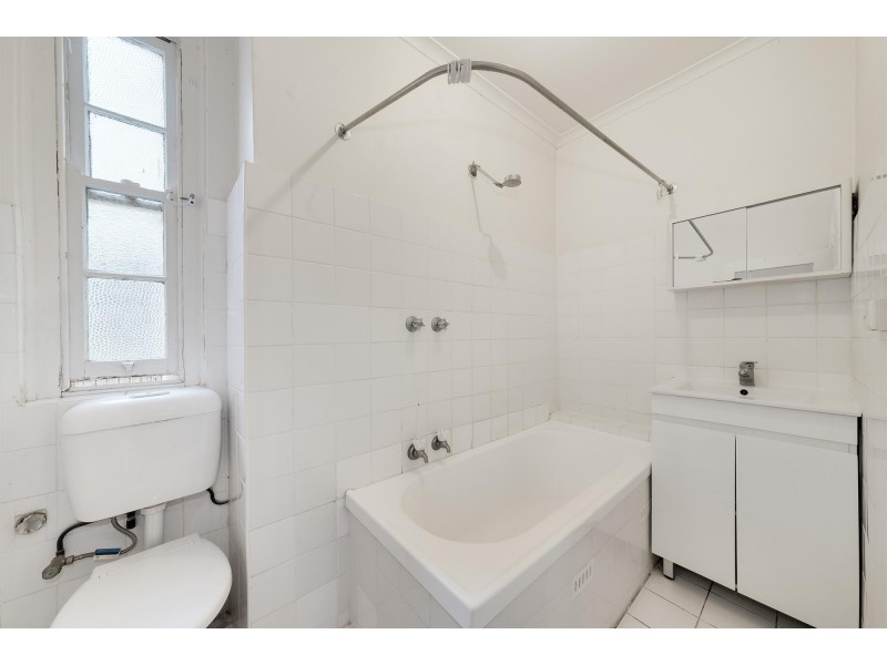 18/2 Crick Avenue, Elizabeth Bay NSW 2011