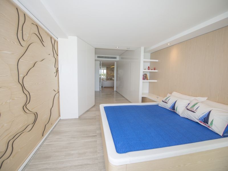2-4 Notts Avenue, Bondi Beach NSW 2026