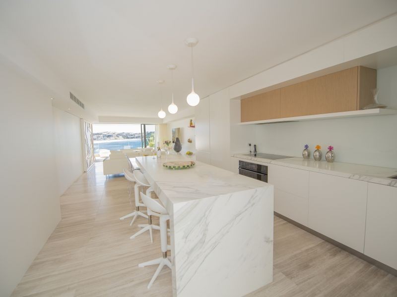 2-4 Notts Avenue, Bondi Beach NSW 2026