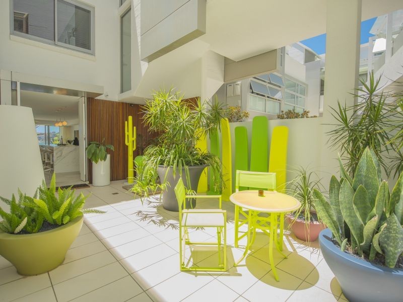 2-4 Notts Avenue, Bondi Beach NSW 2026