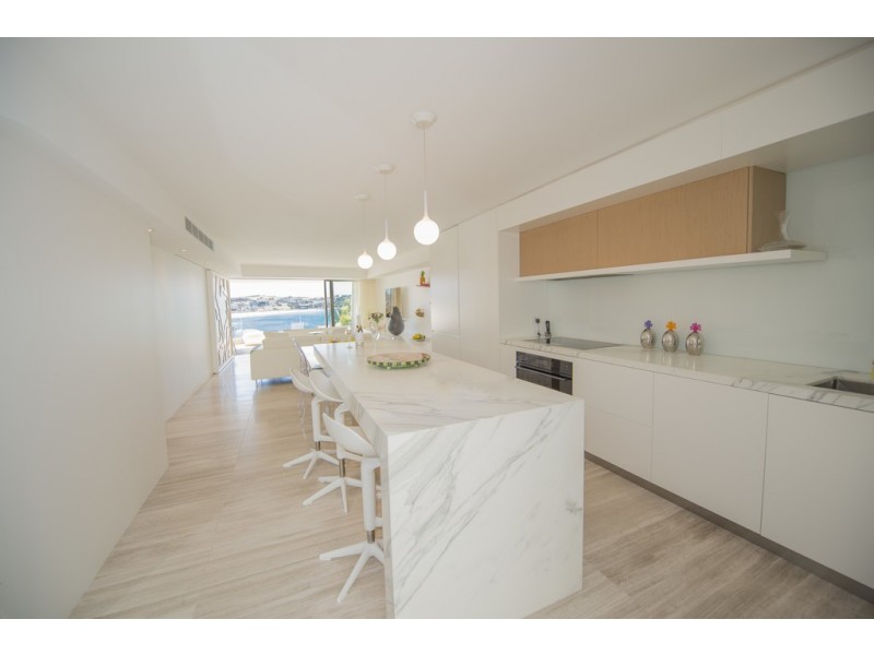 2-4 Notts Avenue, Bondi Beach NSW 2026