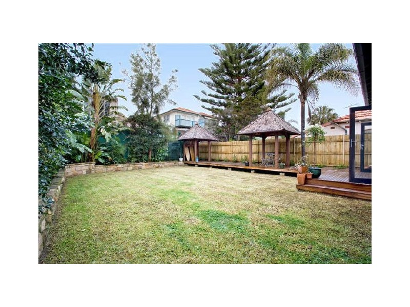 8 Glenayr Avenue, North Bondi NSW 2026