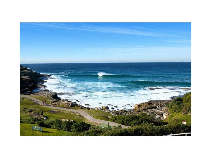 2/19 Gaerloch Avenue, Tamarama NSW 2026