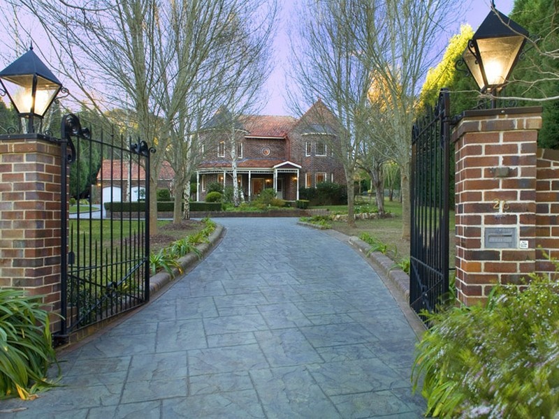 26 Phillip Street, Burradoo NSW 2576