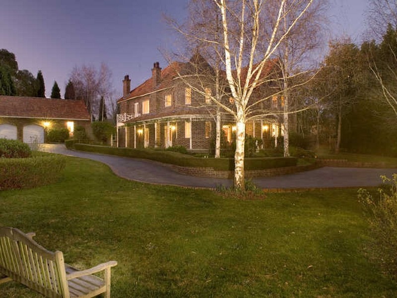 26 Phillip Street, Burradoo NSW 2576