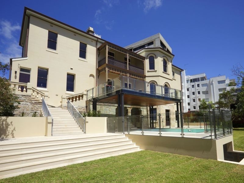 102 Elizabeth Bay Rd, Elizabeth Bay NSW 2011