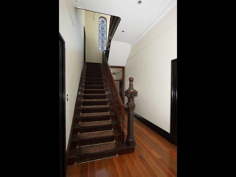 102 Elizabeth Bay Rd, Elizabeth Bay NSW 2011