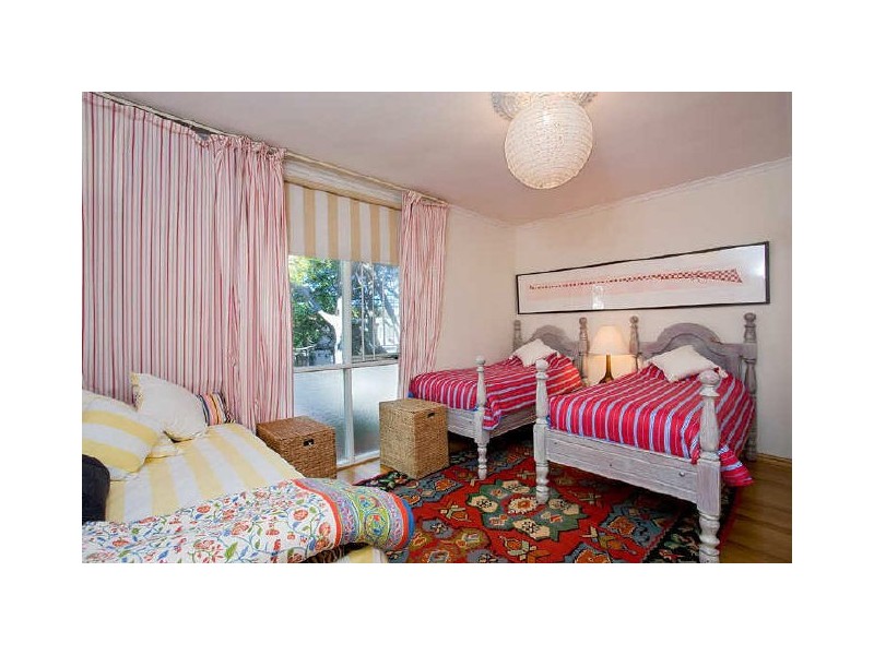 8/25 Trelawney Street, Woollahra NSW 2025