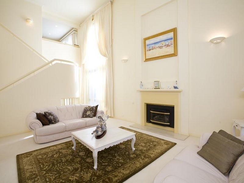 92 Daley Avenue, Daleys Point NSW 2257