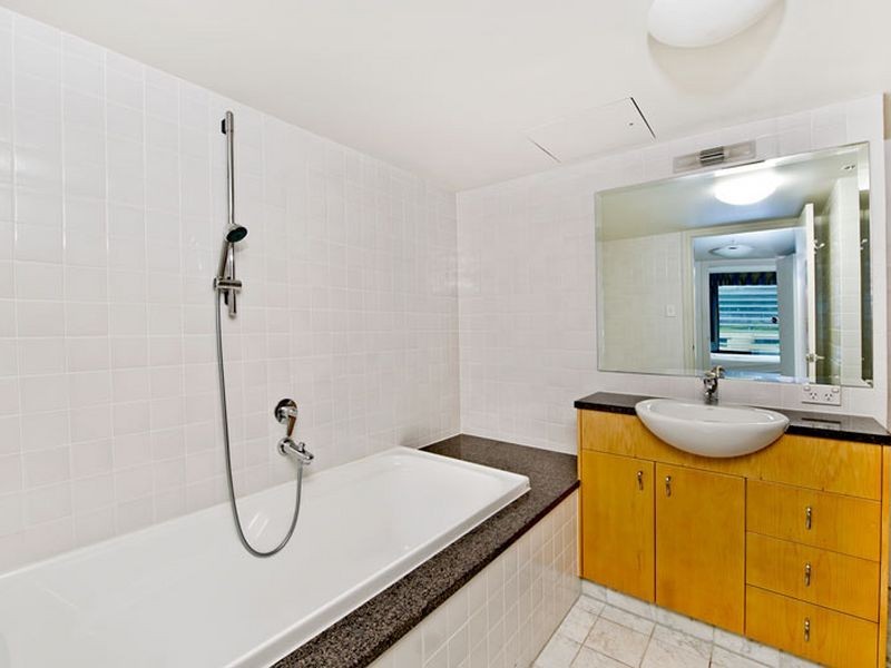 401/6 Cowper Wharf Road, Woolloomooloo NSW 2011