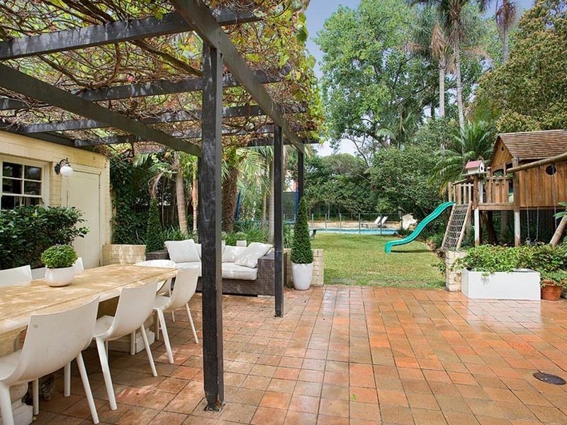 10a Trelawney Street, Woollahra NSW 2025