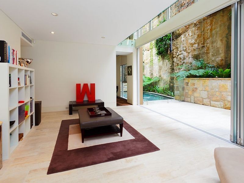 102/11 The Esplanade, Elizabeth Bay NSW 2011