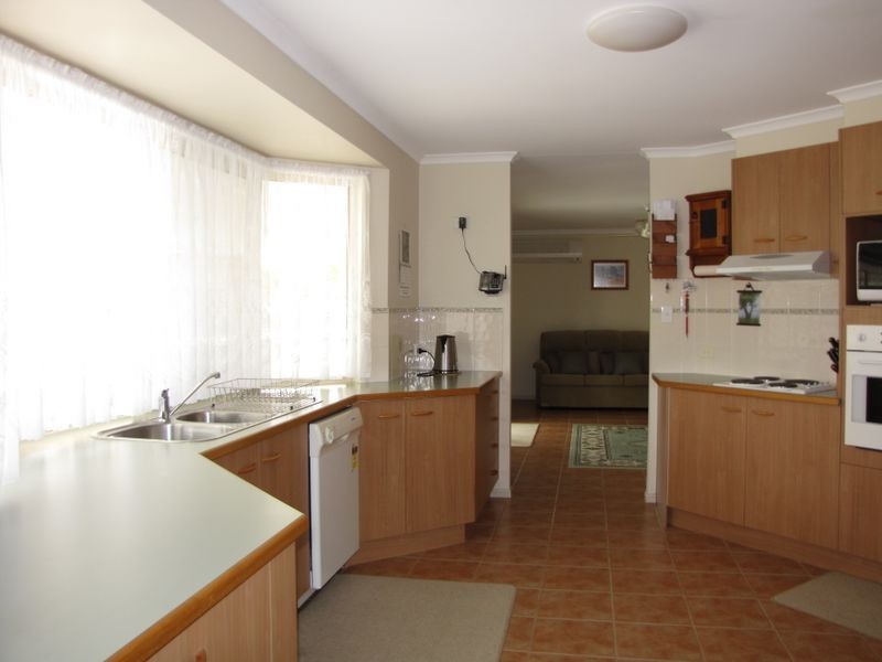 13 Shergar Ct, Jimboomba QLD 4280