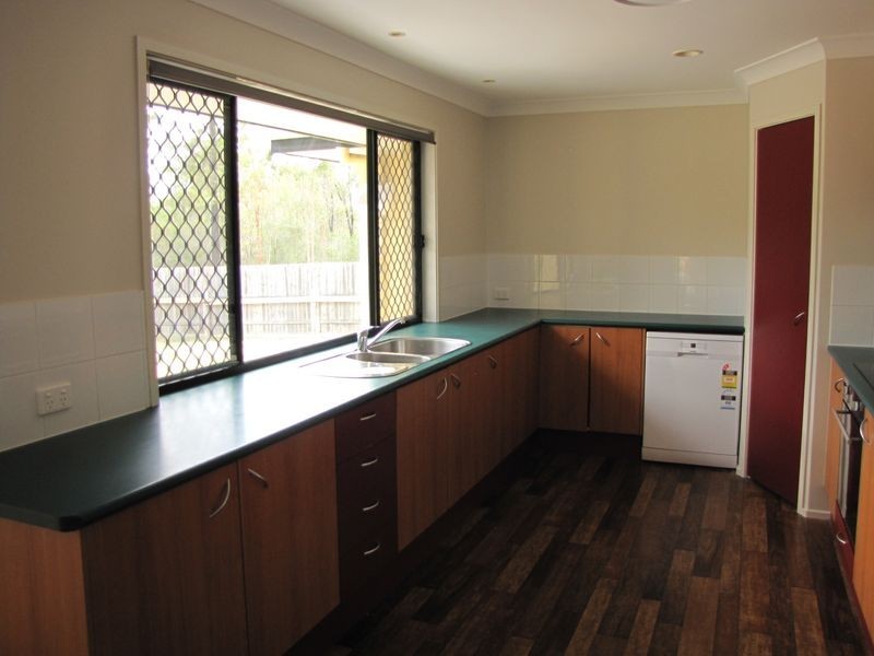 20 Sandalwood Crt, Jimboomba QLD 4280