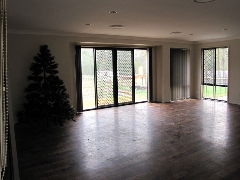20 Sandalwood Crt, Jimboomba QLD 4280