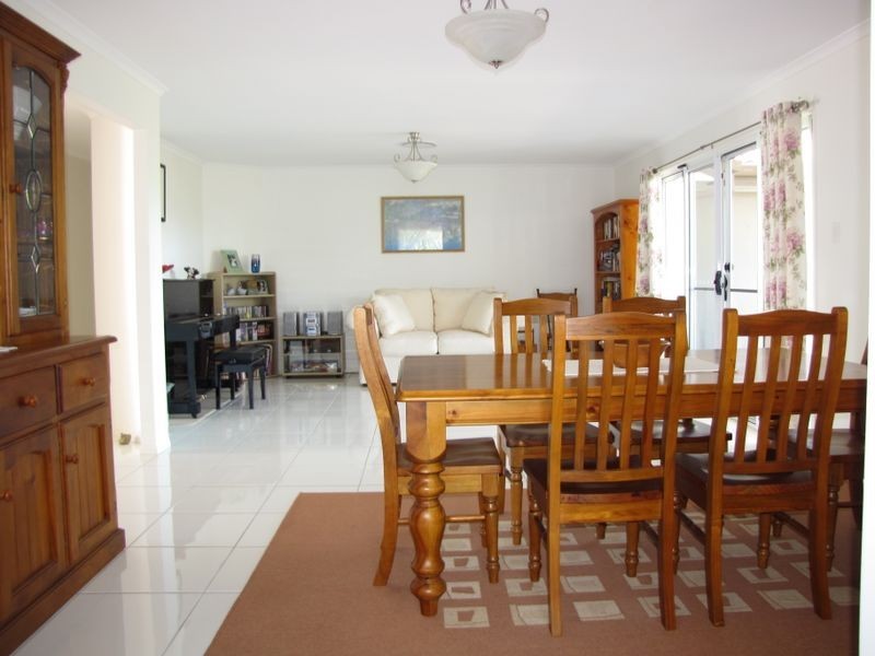 5 Red Ash ct, Jimboomba QLD 4280