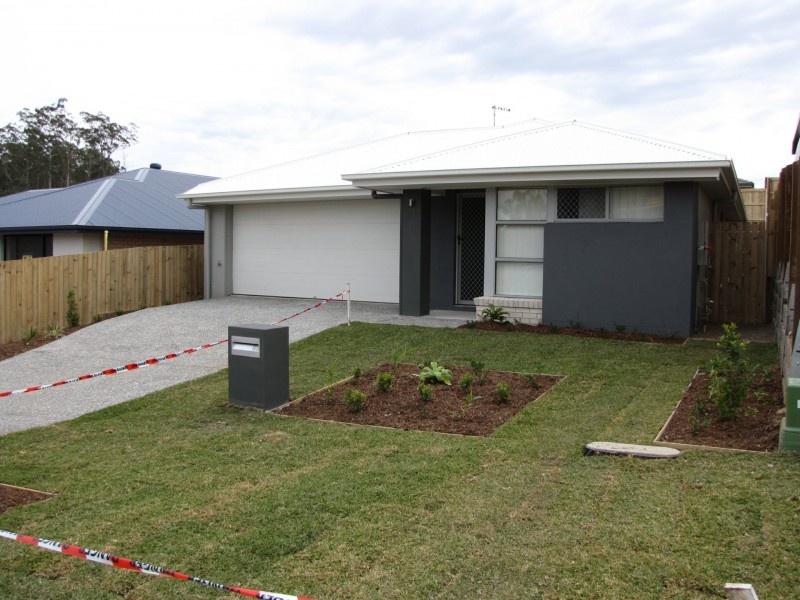 89 Meadows Circuit, Bellbird Park QLD 4300