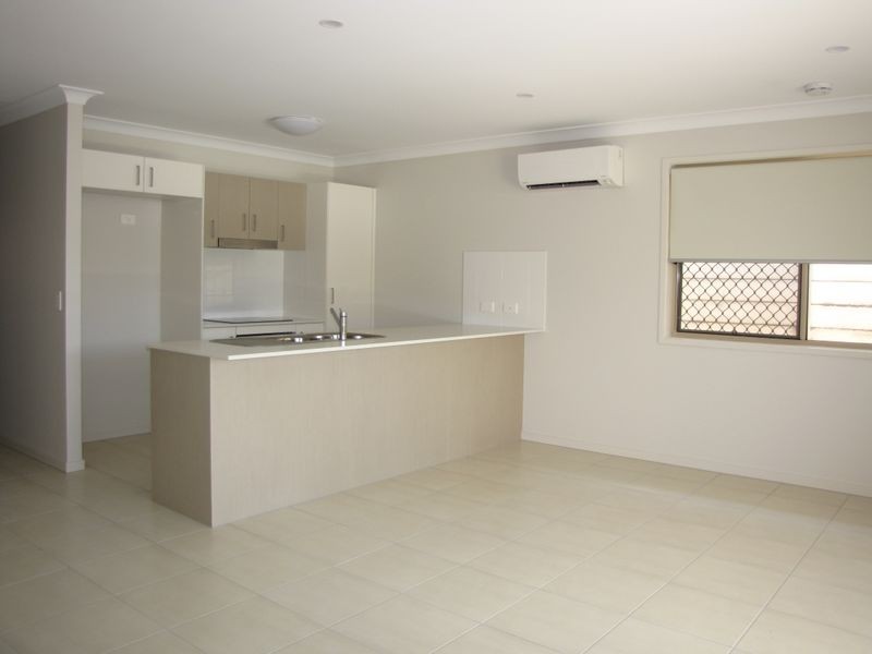 Unit1 17 Kanimbla St, Holmview QLD 4207