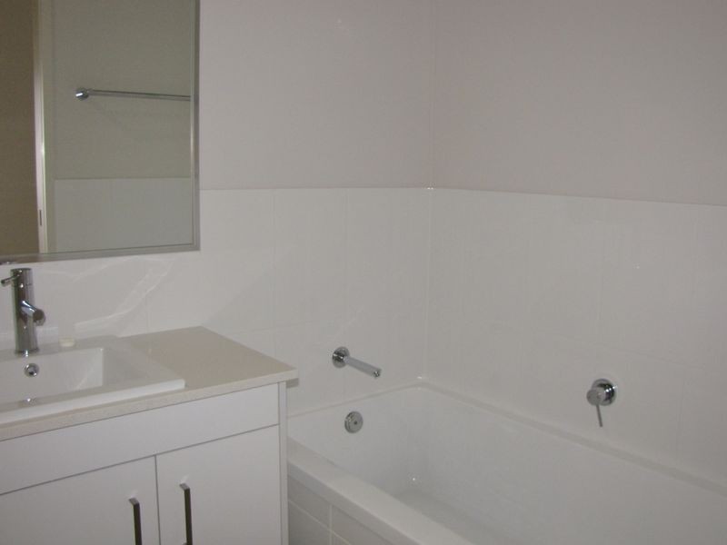 Unit1 17 Kanimbla St, Holmview QLD 4207