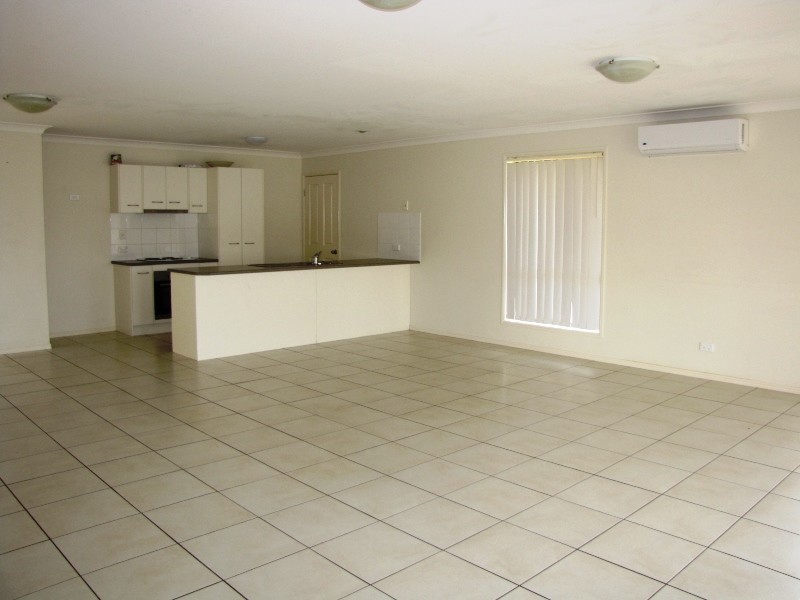 3 Creekside Cr, Jimboomba QLD 4280