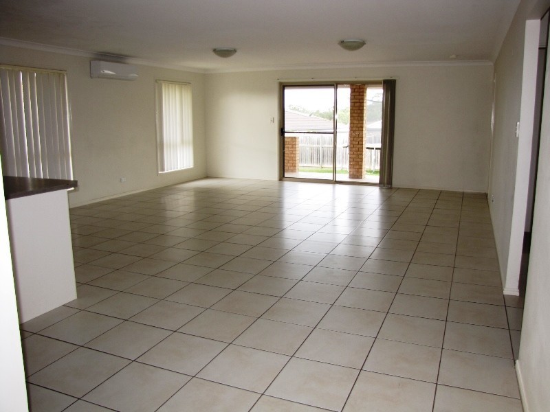 3 Creekside Cr, Jimboomba QLD 4280