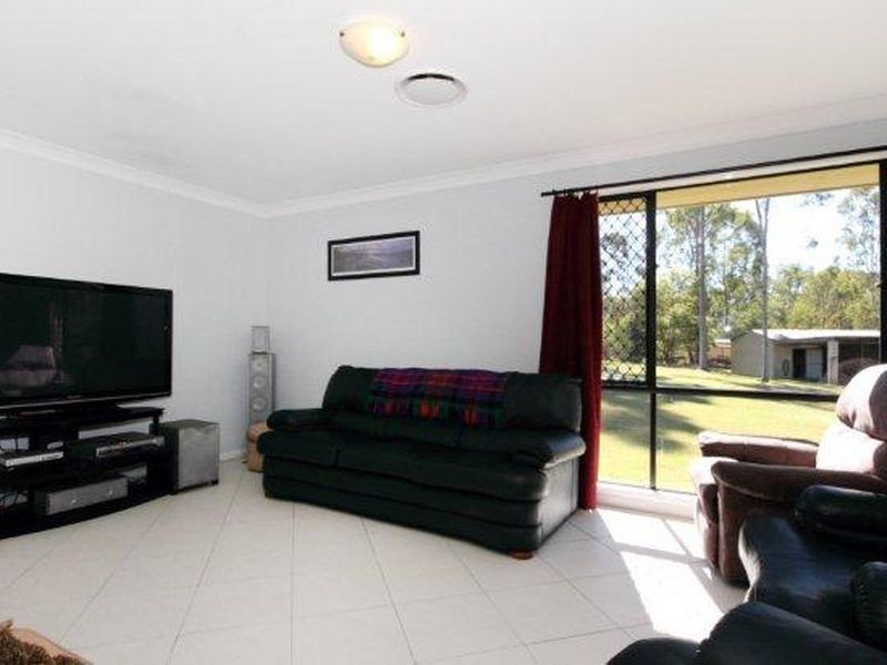 200 Peppertree Dr, Jimboomba QLD 4280