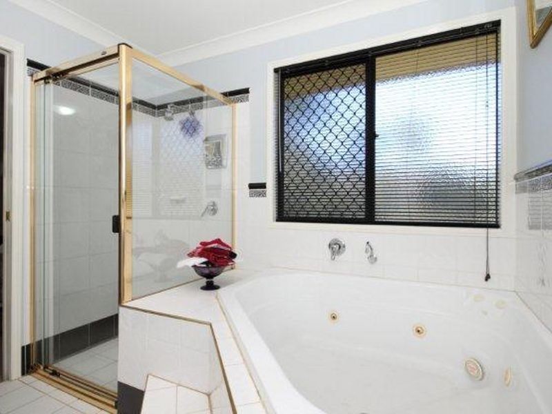 200 Peppertree Dr, Jimboomba QLD 4280