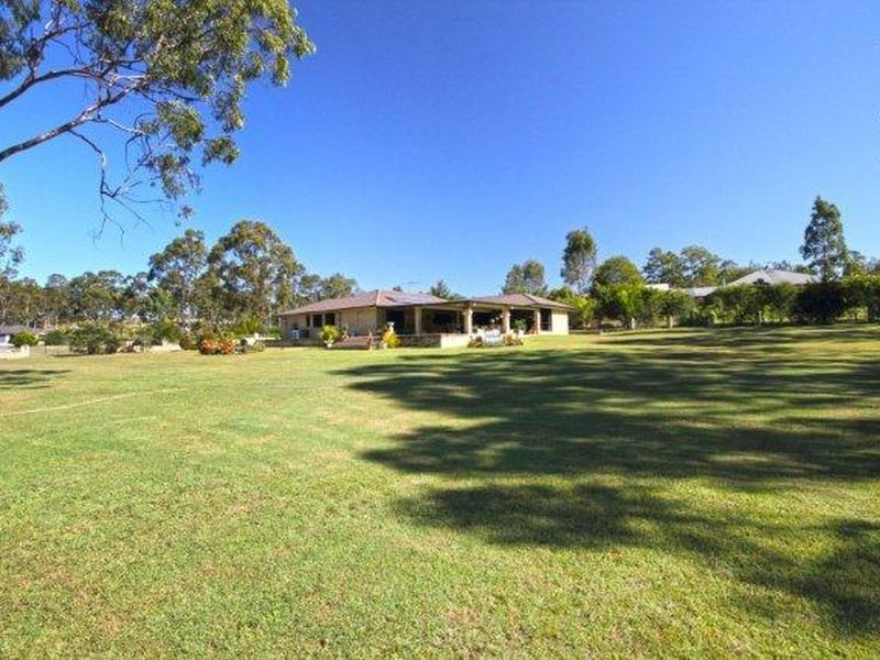 200 Peppertree Dr, Jimboomba QLD 4280