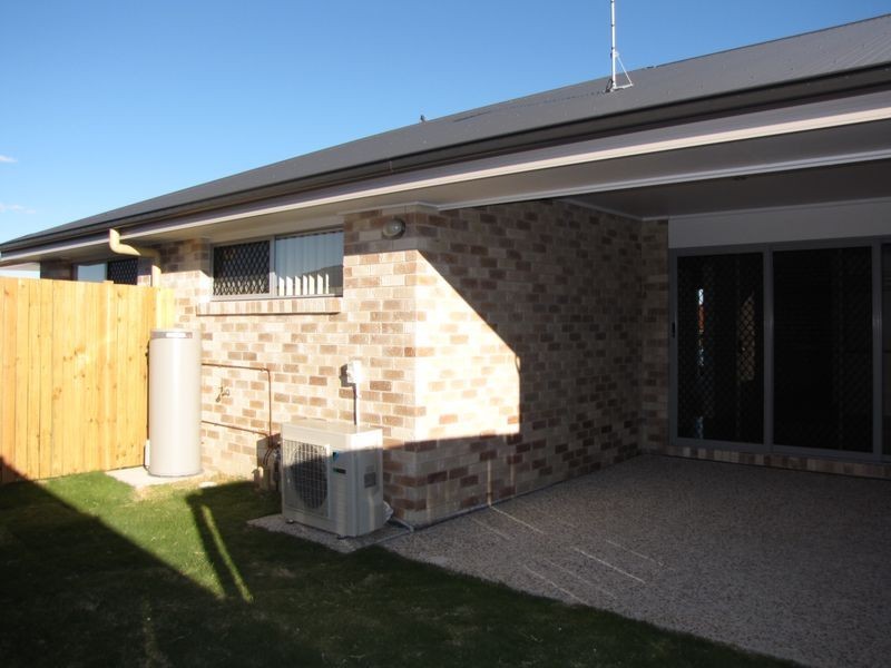 2/1 Cnr Huggins & Carpenter St, Yarrabilba QLD 4207