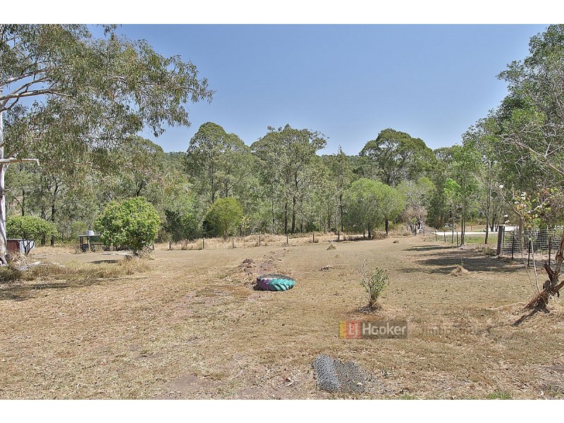 291-297 Dennis Rd, Cedar Vale QLD 4285