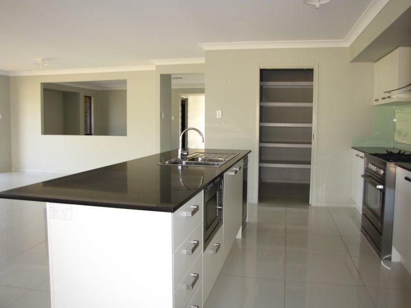 14-16 Lavers Street, Mundoolun QLD 4285