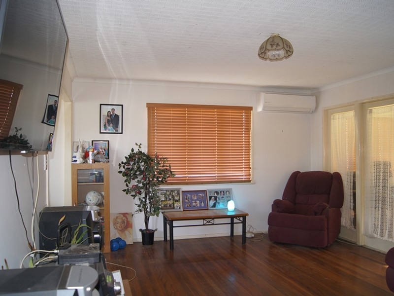 81-85 Tamborine St, Jimboomba QLD 4280