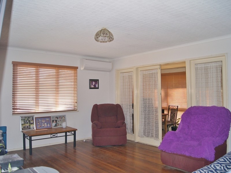 81-85 Tamborine St, Jimboomba QLD 4280