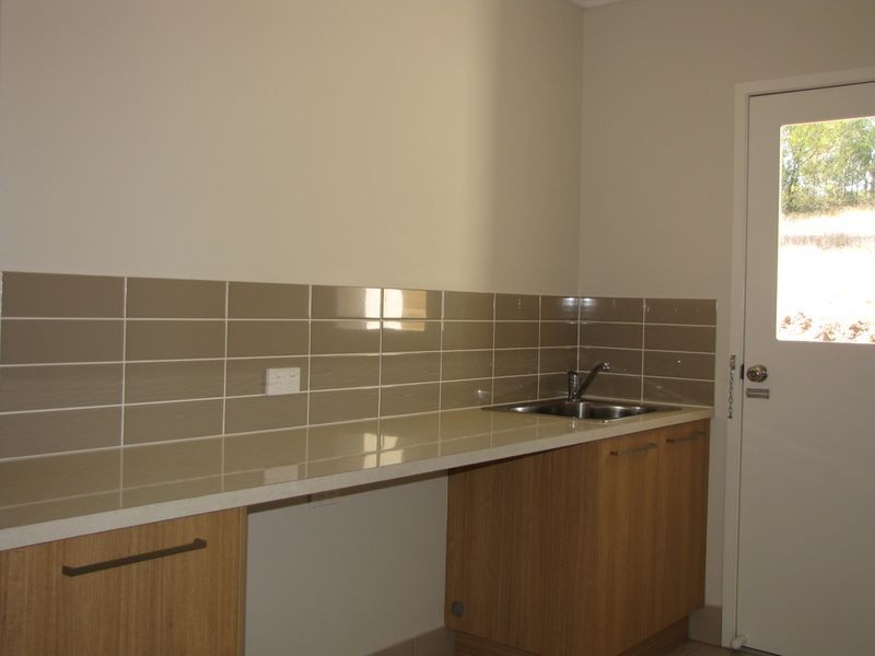 21-23 Peta Ct, Cedar Vale QLD 4285