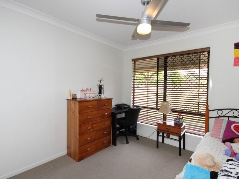 1 Creekside Cr, Jimboomba QLD 4280