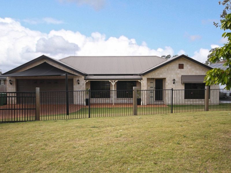 1 Creekside Cr, Jimboomba QLD 4280