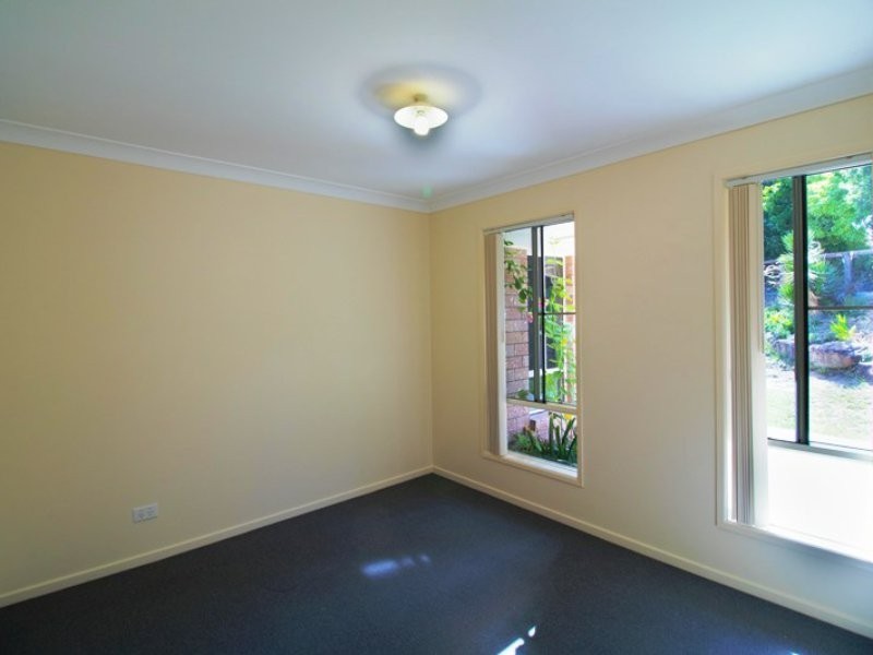 22 Brown Beech Dr, Jimboomba QLD 4280