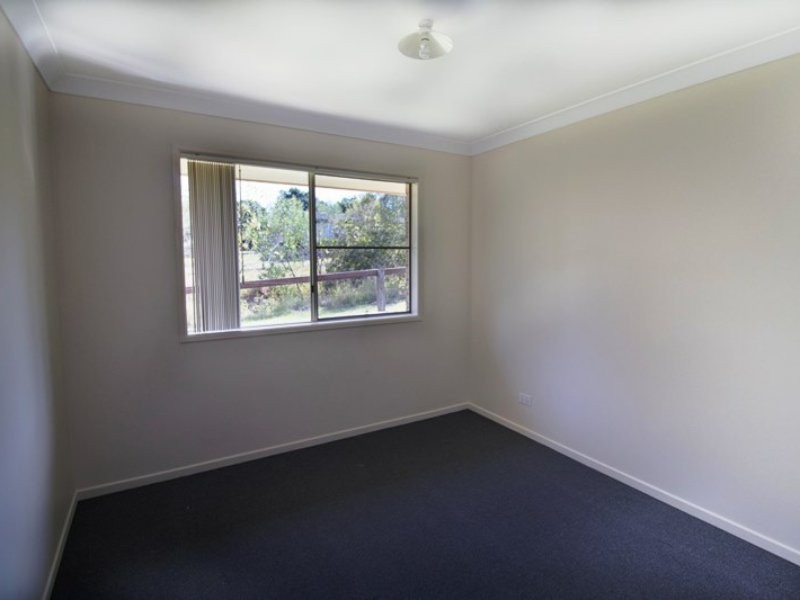 22 Brown Beech Dr, Jimboomba QLD 4280